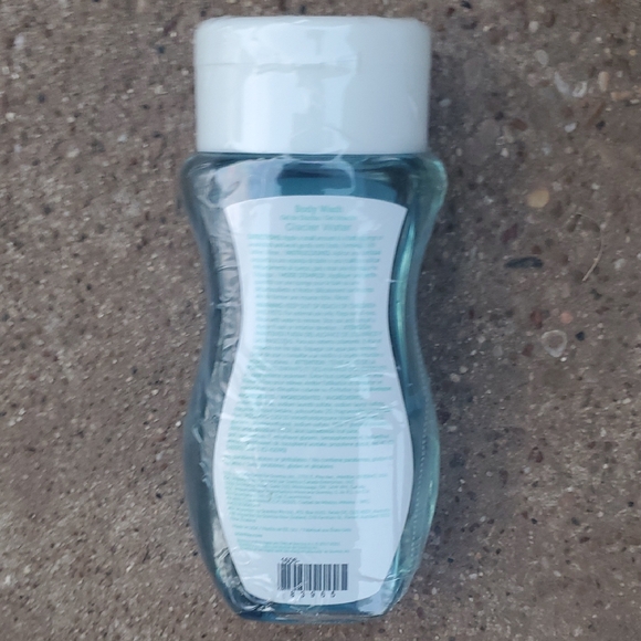 Scentsy Glacier Water Body Wash - Blue - Picture 4 of 4